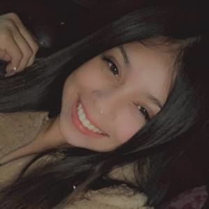 Meet your Posher, Kembly